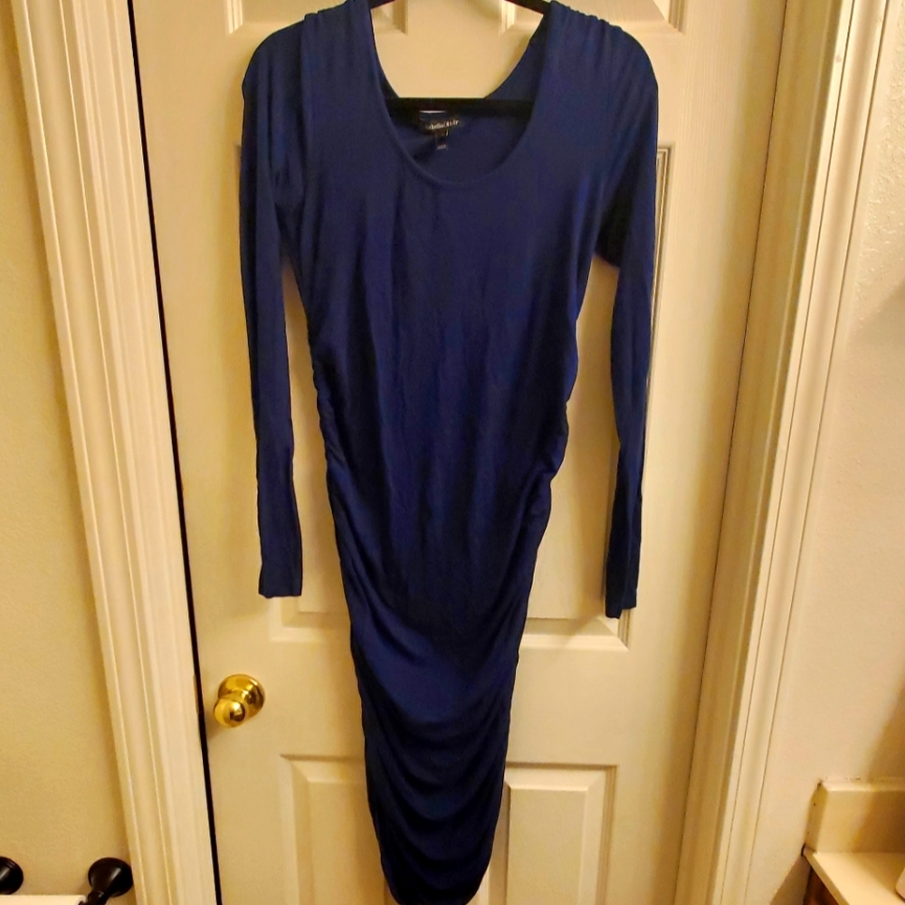 Isabella Oliver maternity dress